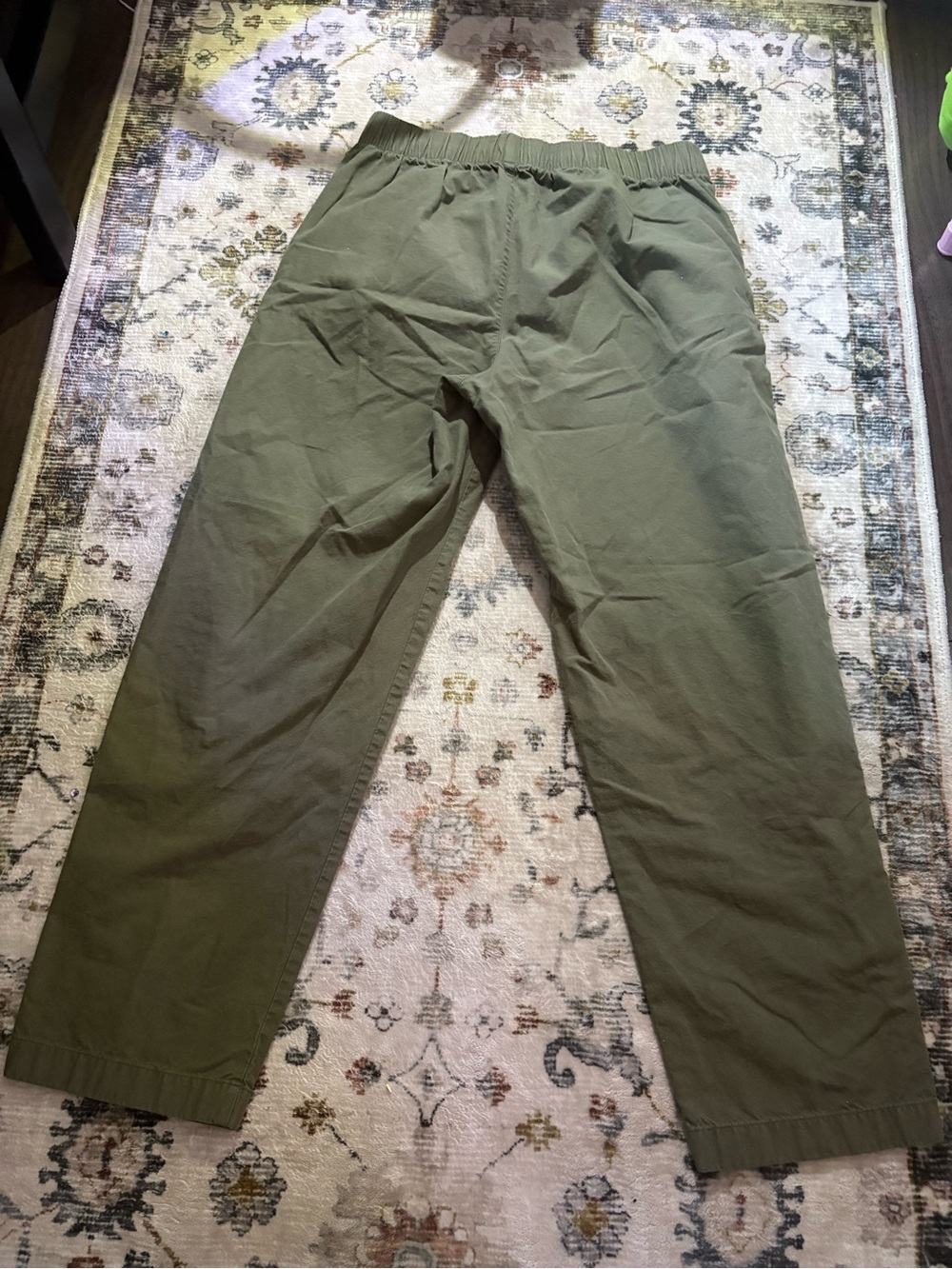 UNIQLO , Olive Green — Small Stretch Easy Ankle Pants - Picture 2 of 5